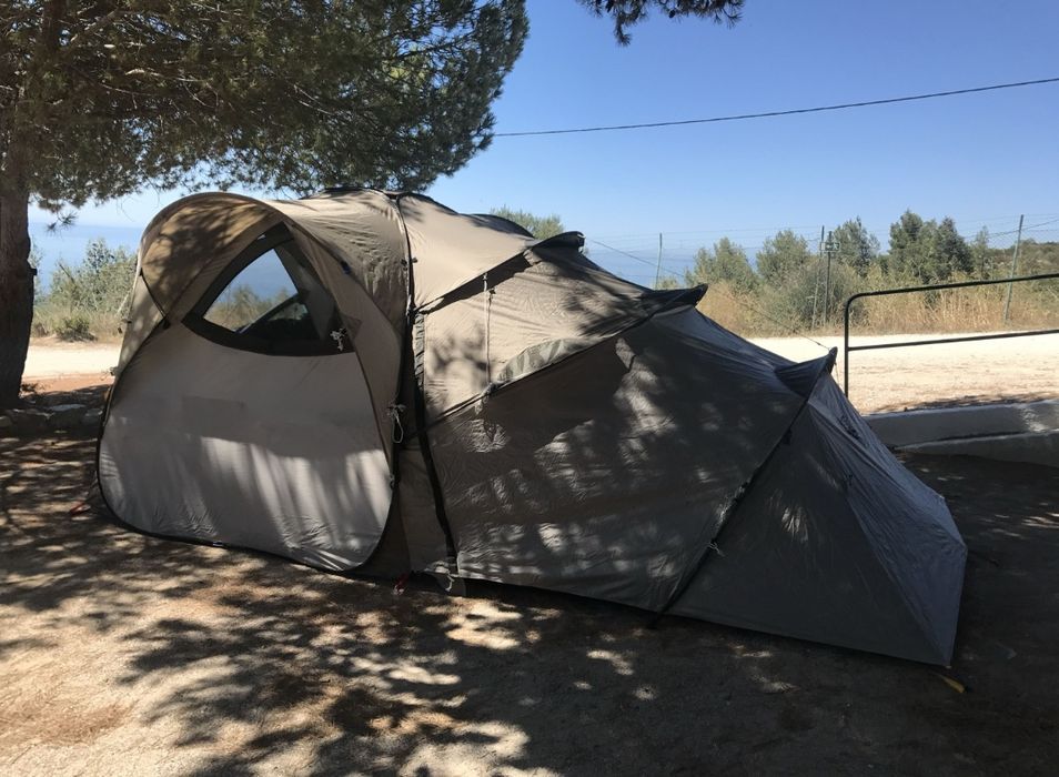 Tenda Quechua Base Seconds 4.1 (Montagem 2 Segundos) - 4 Pessoas