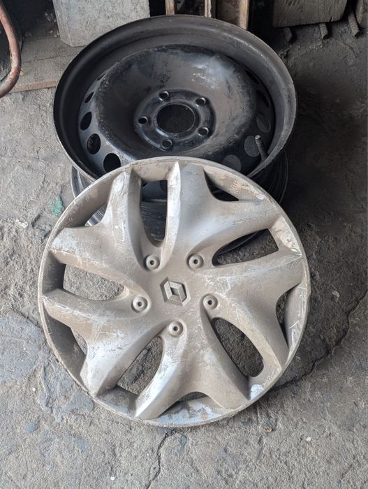 Диски R15+колпаки с Renault megane 3