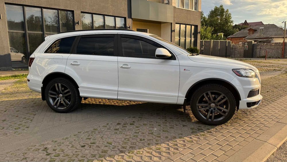 AUDI Q7 Prestige 2014