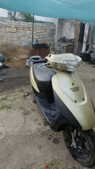 Suzuki let's 3 бабочка