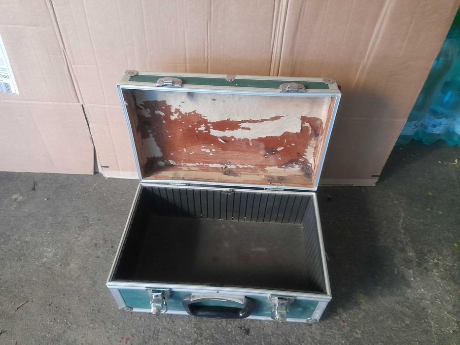 Walizka Case Kufer Skrzynia aluminiowa