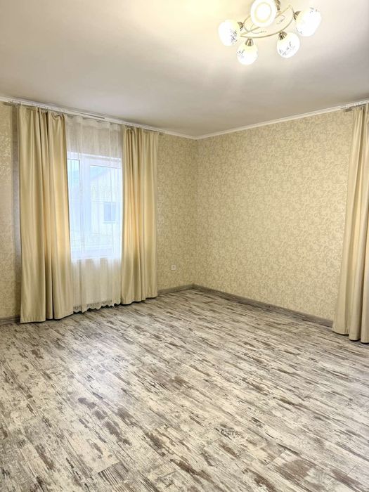 Оренда всього  будинку або половину  будинку