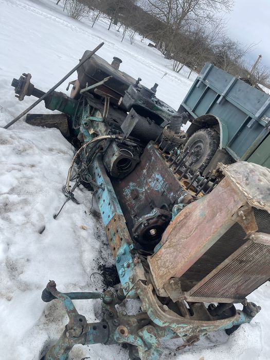 Продам мотор ЮМЗ міст радіатор промежутка навіска головка