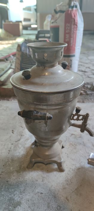 Чайник и самовар электрические.