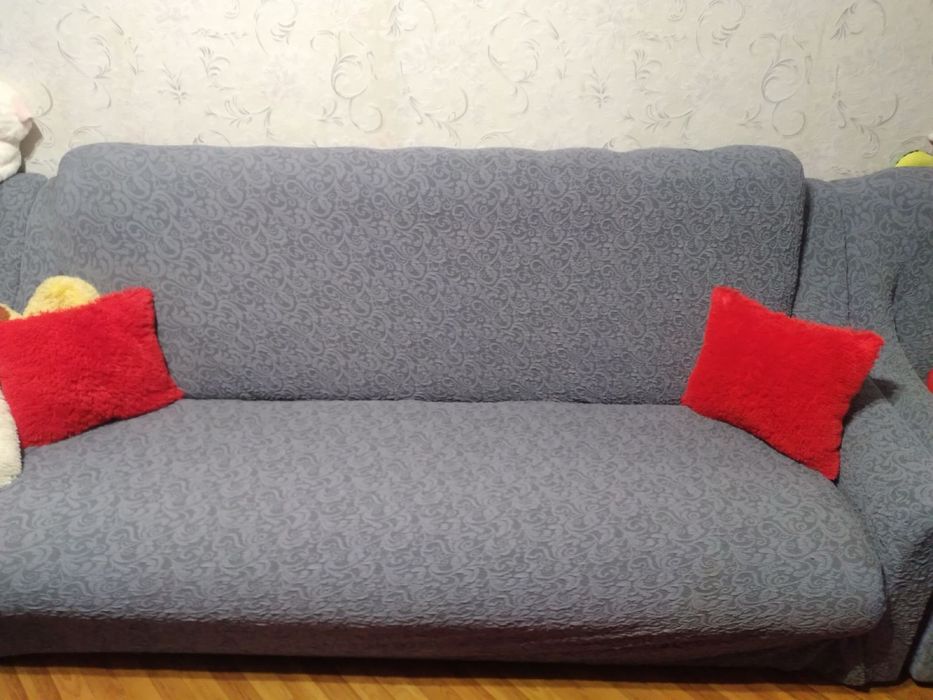 Розкладний диван з кріслами