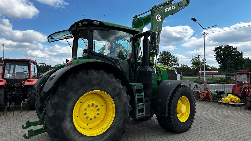 John Deere 6230R