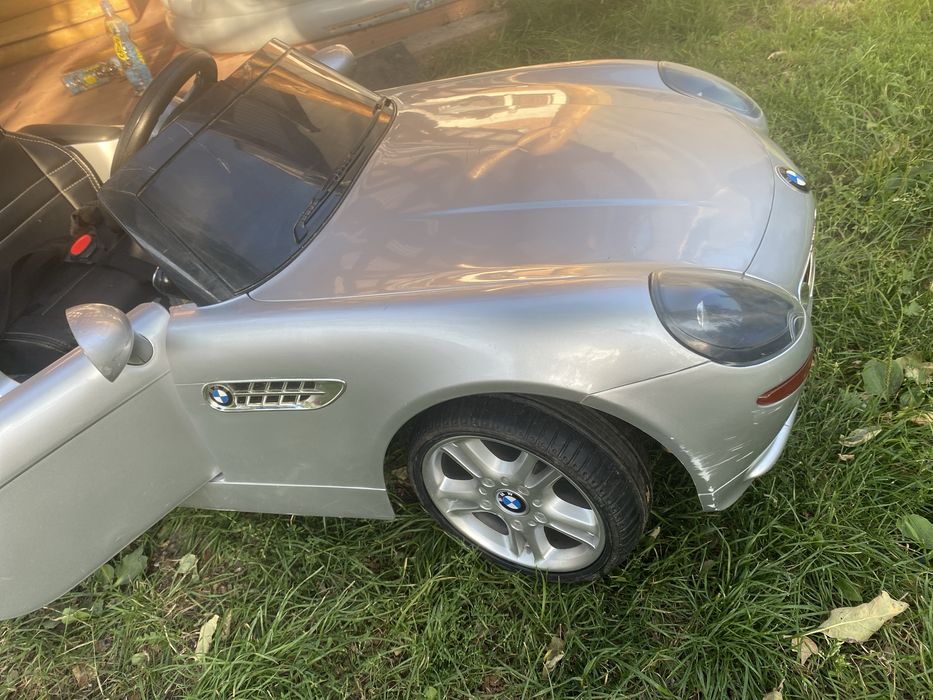 Samochod Bmw z8 na akumulator 12V