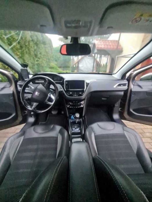 PEUGEOT 2008 bezwypadkowy 95 tyś km