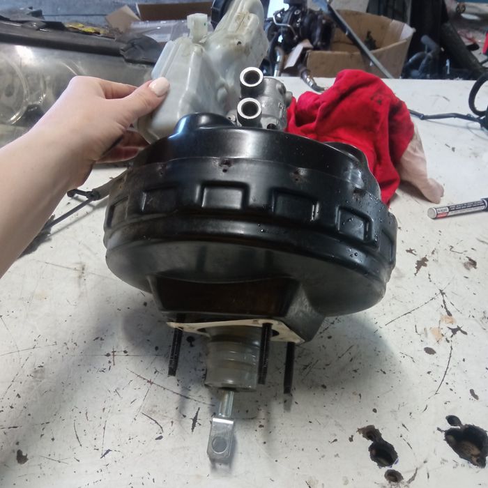 Serwo pompa hamulcowa Ford Kuga MK2