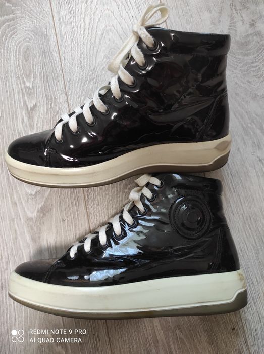 Ботинки женские, фирма ECCO, размер 36.