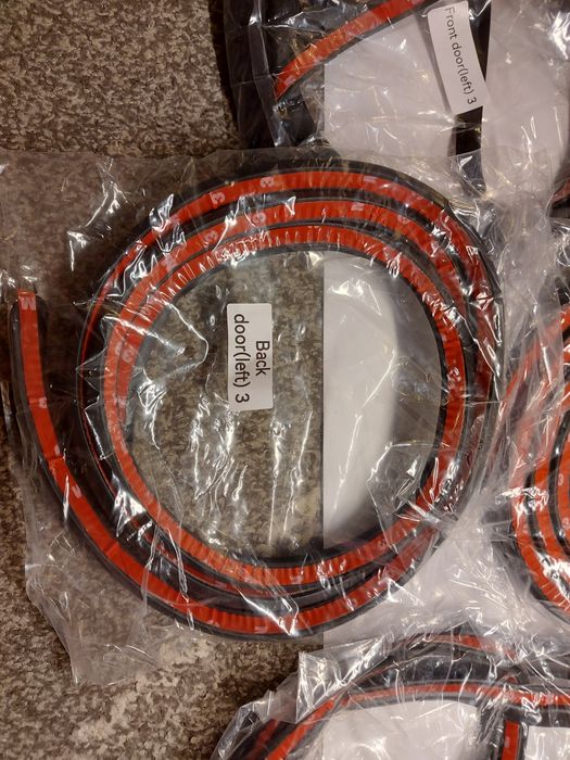 NOWY Uniwersalny Zestaw uszczelek samochodowych