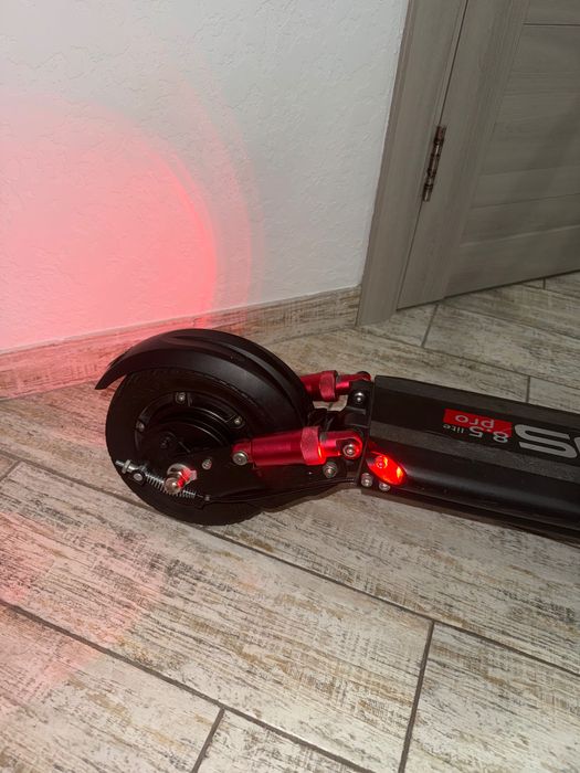 Електросамокат Motus PRO 8.5 LITE чорний