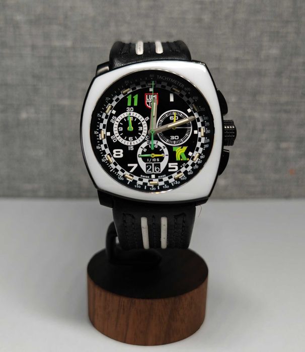 Чоловічий годинник Luminox Land A.1945 Alarm Tritium Sapphire 45mm 100
