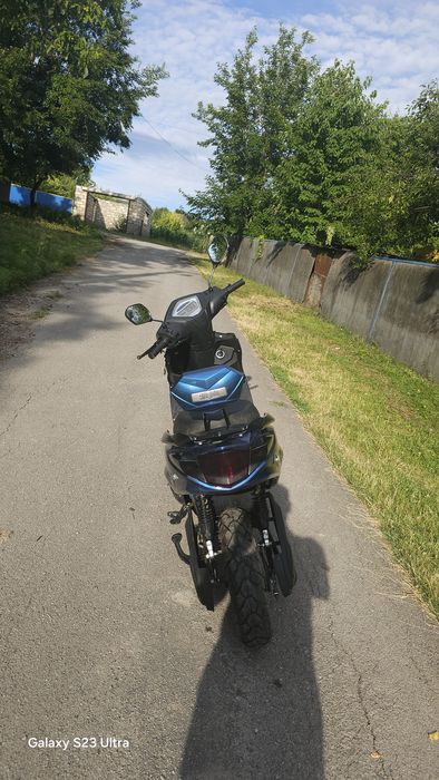 Продам електроскутер Yadea Lehman blue 2500W
