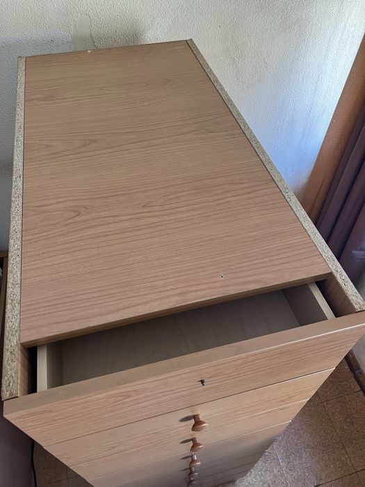 Movel com 8 gavetas grandes