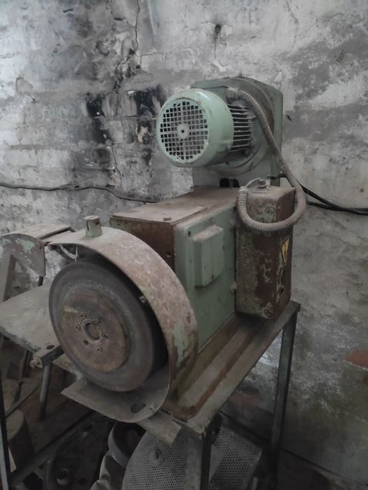 Глуховский наждак СССР.