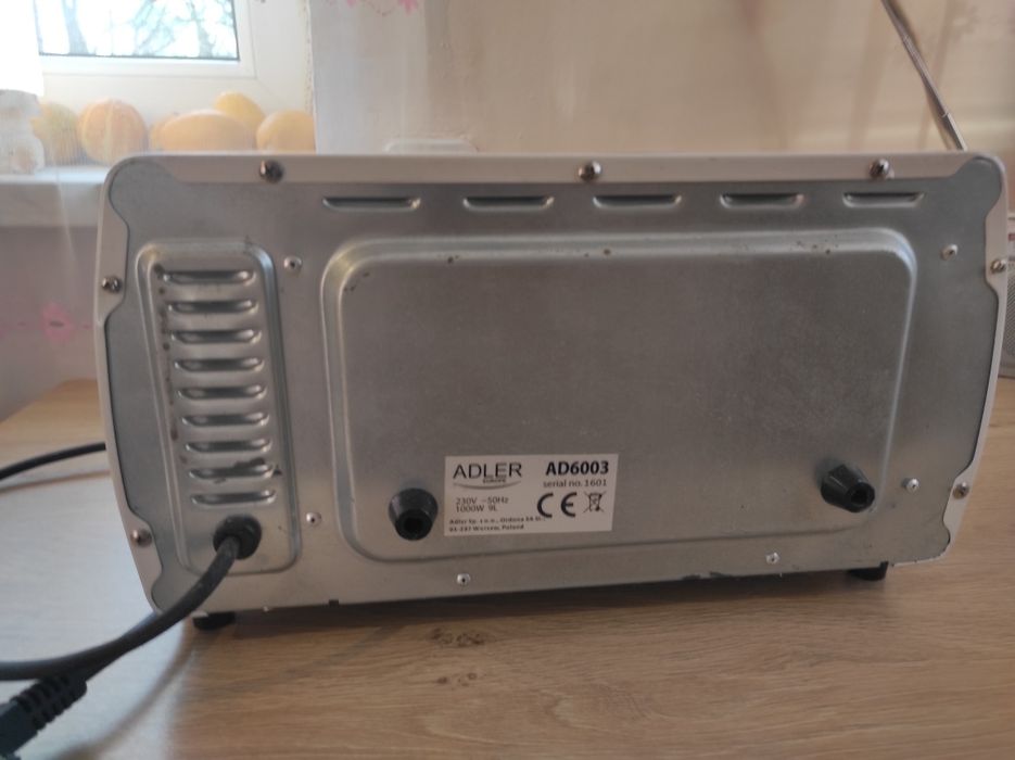 Piekarnik mini ADLER wolnostojący