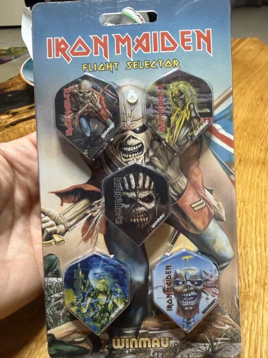 Piórka do lotek Winmau Iron Maiden Flight Collection zestaw 15 szt