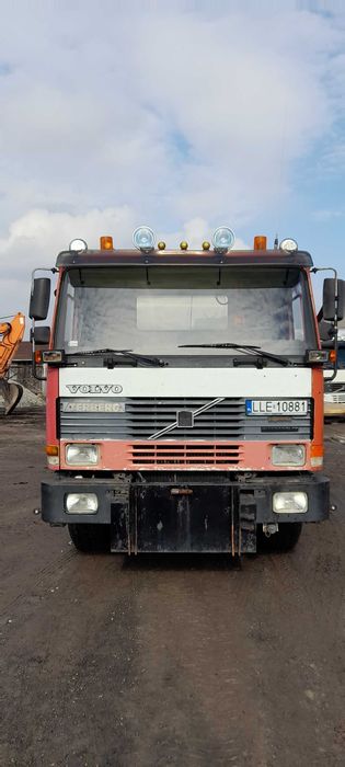 Volvo 6x6 wywrotka Specjalny