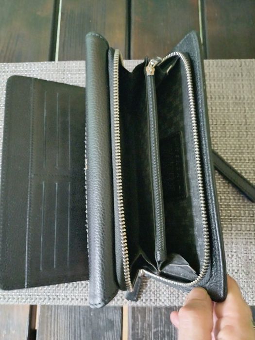 Продам  женские сумочки ,барсетку  вечернее платье