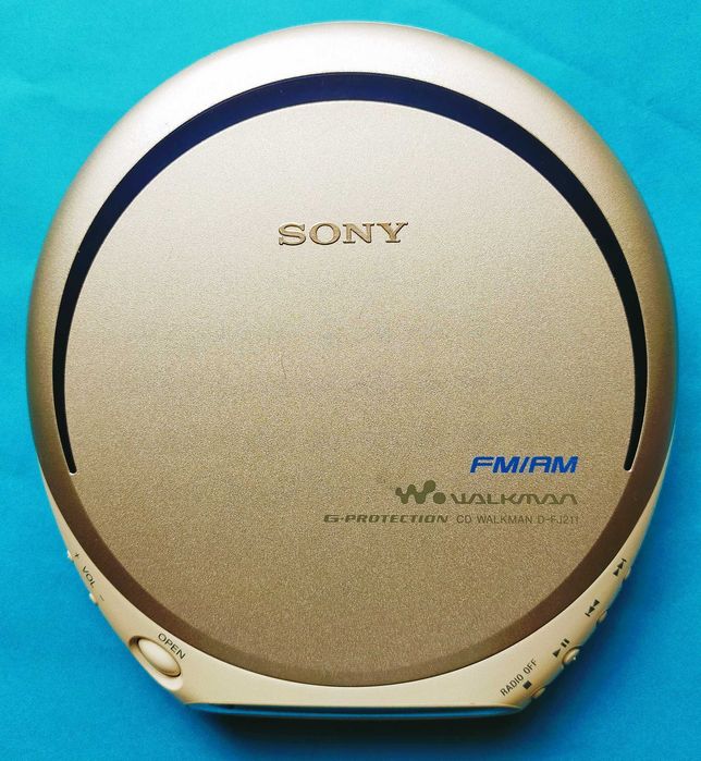SONY Walkman CD-R/RW FM/AM D-F J211