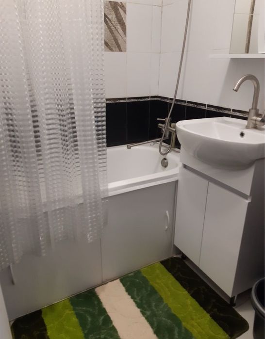 3-к Браилки, рядом остановка