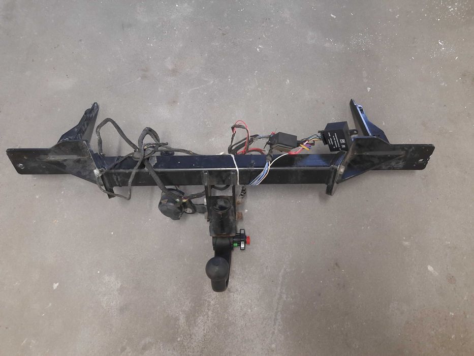 Hak holowniczy Opel insignia A kombi Westfalia wypinany