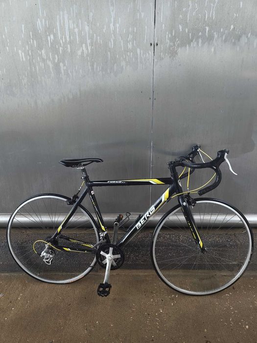 Vendo bicicleta de estrada Berg Fuego