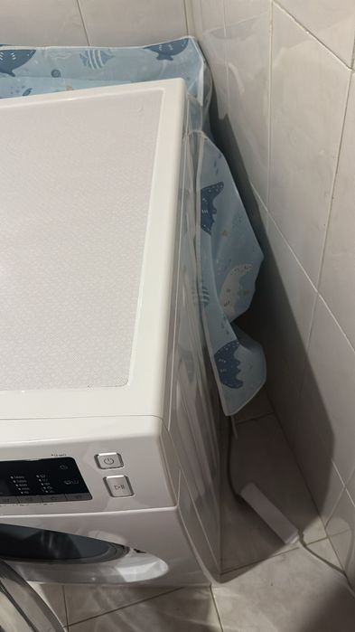 Máquina de lavar e secar