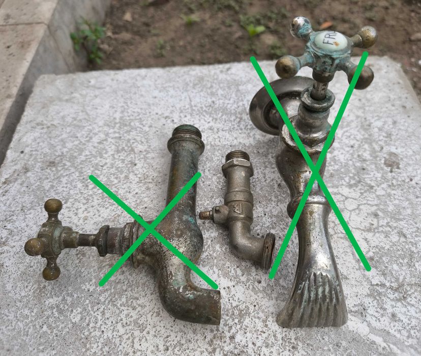 Torneiras Muito Antigas