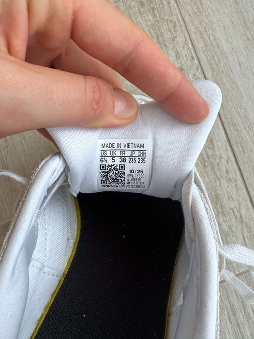 США! Жіночі кросівки Adidas Lightblaze JH6958 Оригінал! 38.5-39р