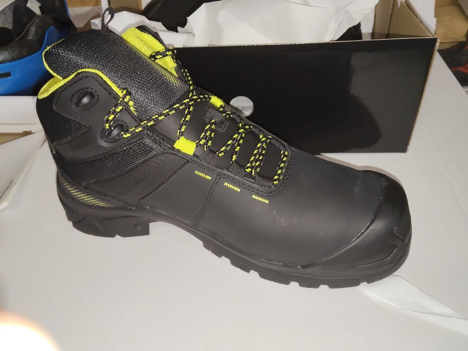 Buty robocze Heckel D30 roz .43 nowe