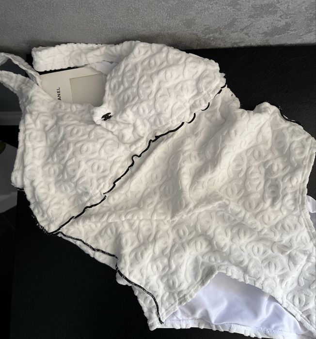 Купальник Суцільний Chanel White Textured  Premium Quality