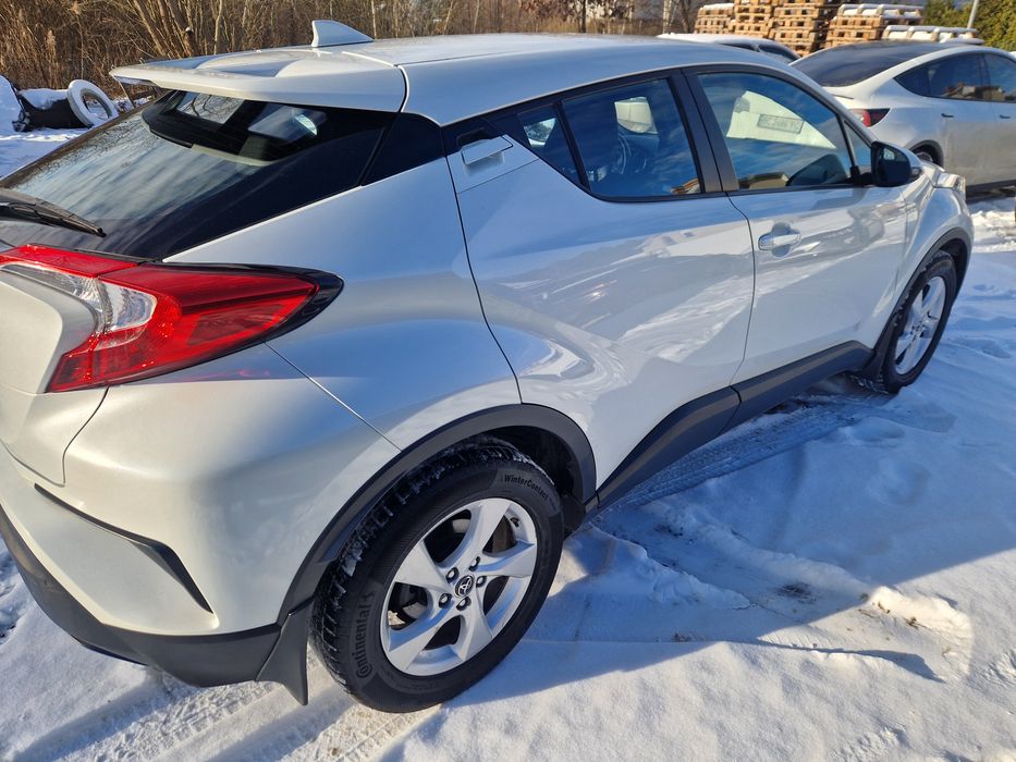 Toyota C-HR 1.2T офіційна, один власник, 75к пробігу