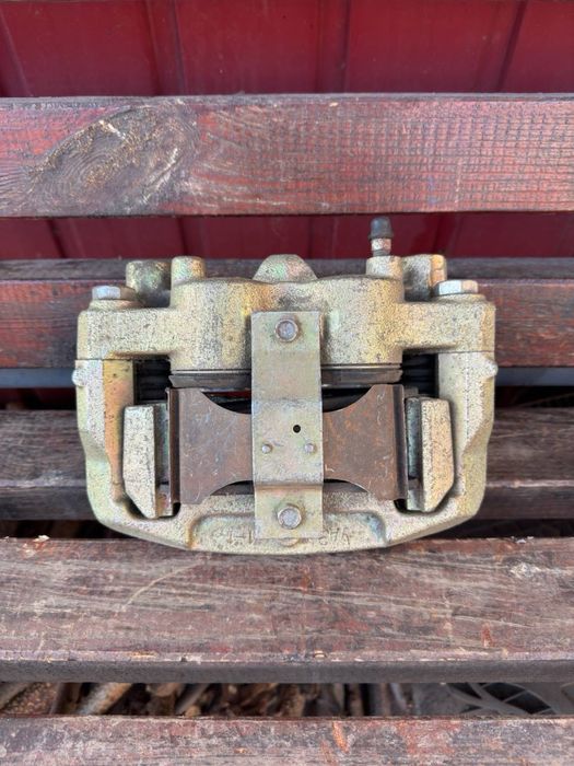 Правый супорт (новый) УАЗ Патриот