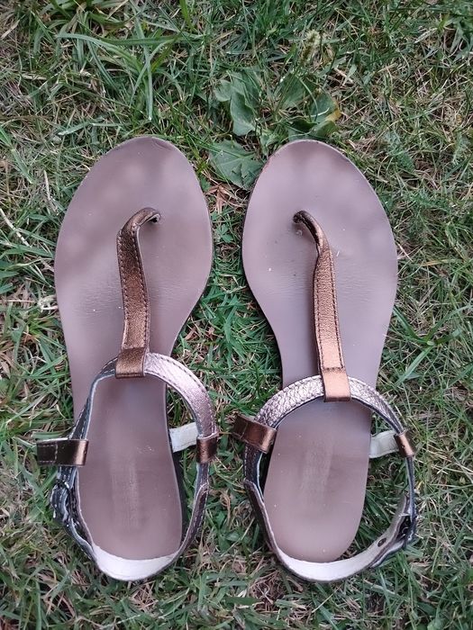 Buty włoskie japonki 37