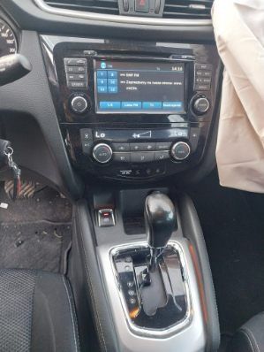 Nissan qashqai uszkodzony