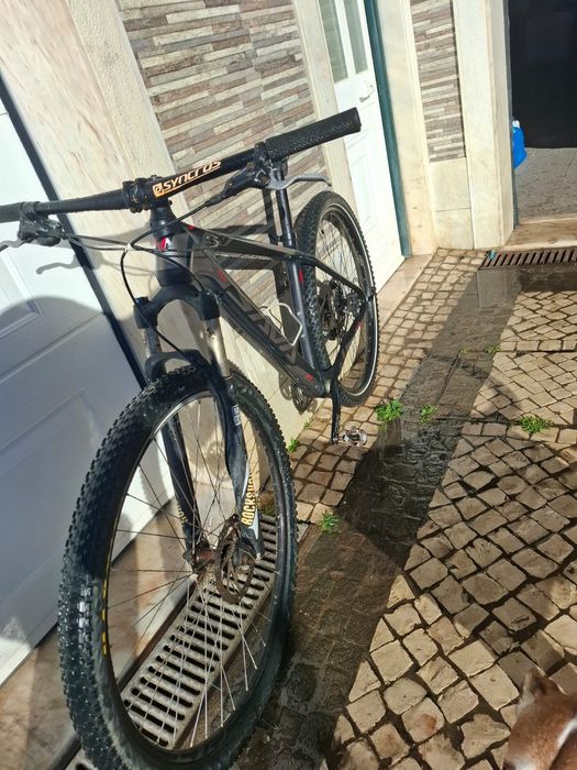 Bicicleta sava semi nova