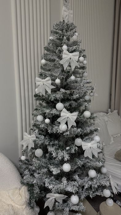 Штучна ялинка засніжена 180 см