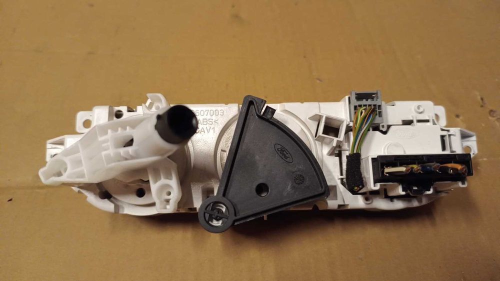 Panel klimatyzacji FORD KUGA MK1, FOCUS MK2