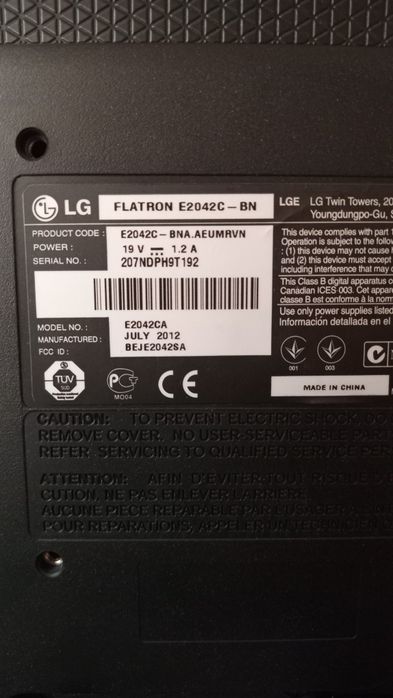 Монітор LG Flatron e2042c