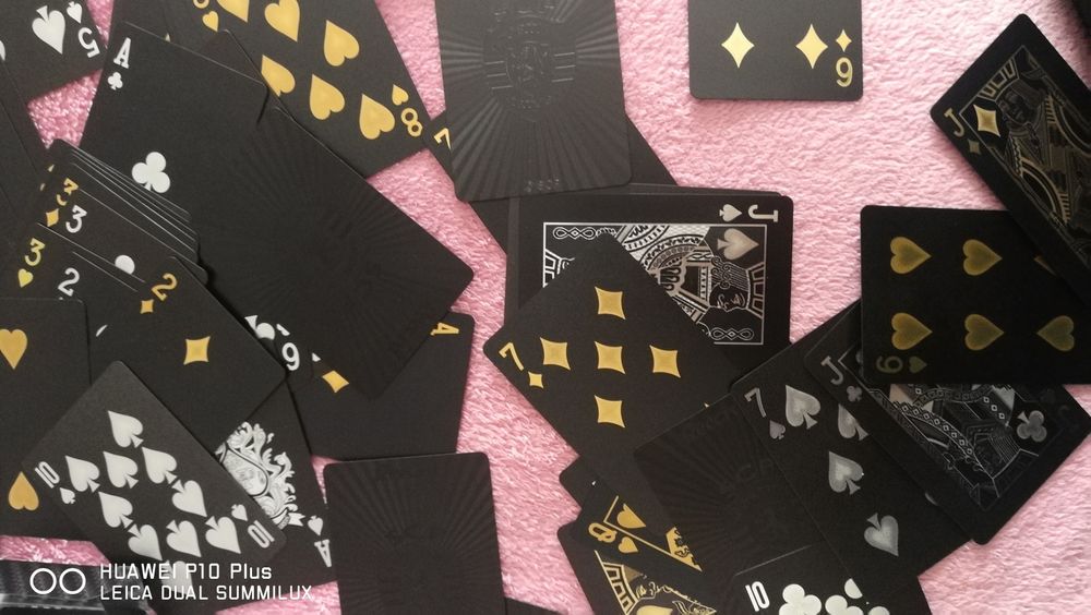 Vendo Baralho de cartas do Sporting banhado a ouro e prata