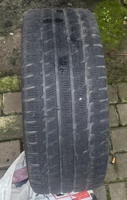 Автомобільна гума