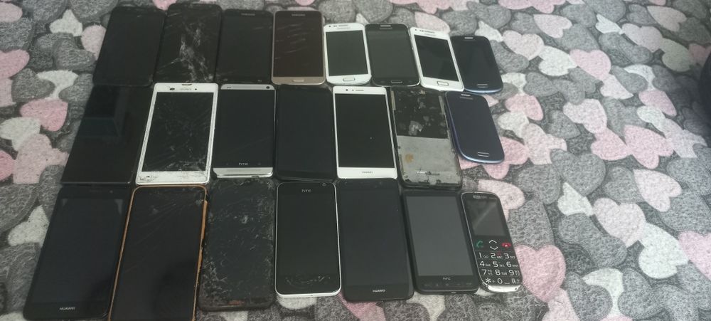 Продам телефони Samsung