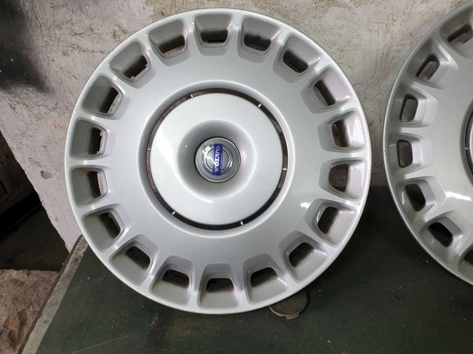Kołpaki oryginalne Volvo R15