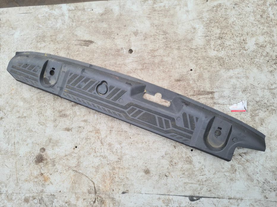 Ford Transit Custom nakładka pasa tył osłona osobowy klapa