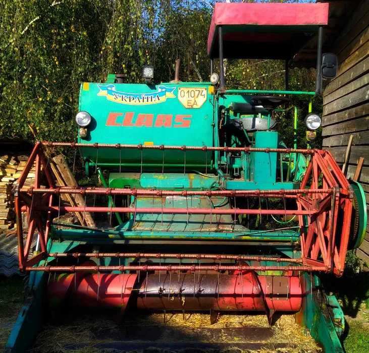 Комбайн Claas Compact 25