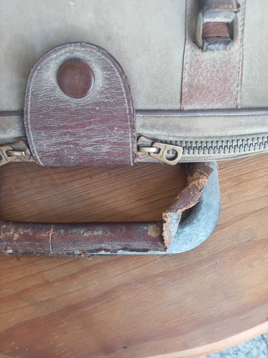 Máquina de escrever Olivetti Pluma 22