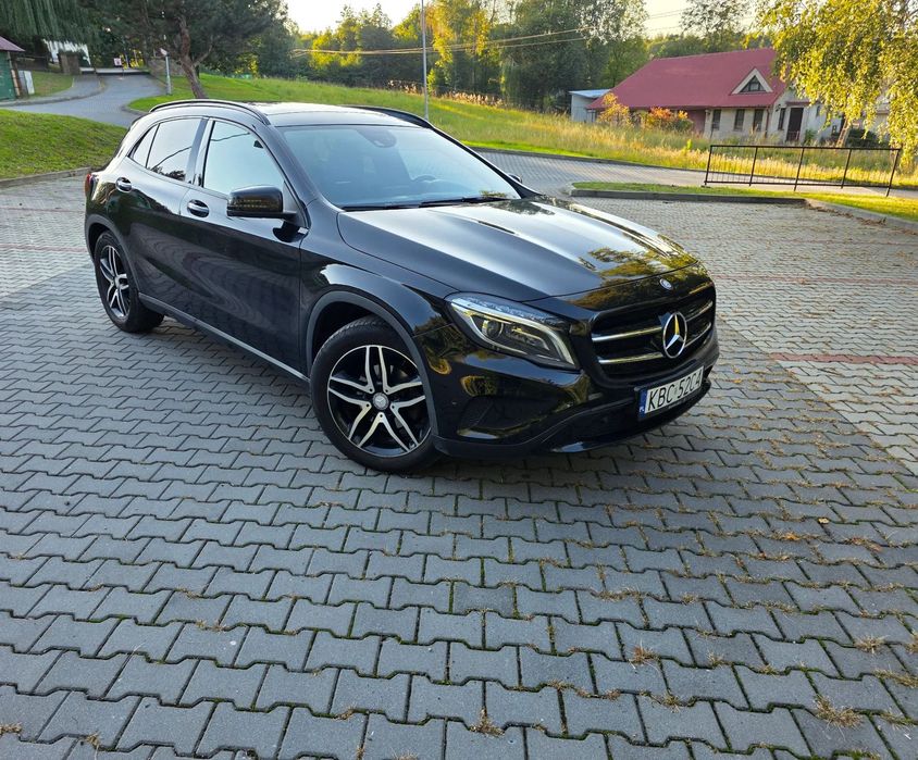 Mercedes-Benz GLA