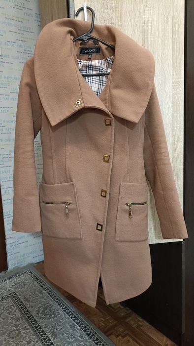 Пальто жіноче осінь